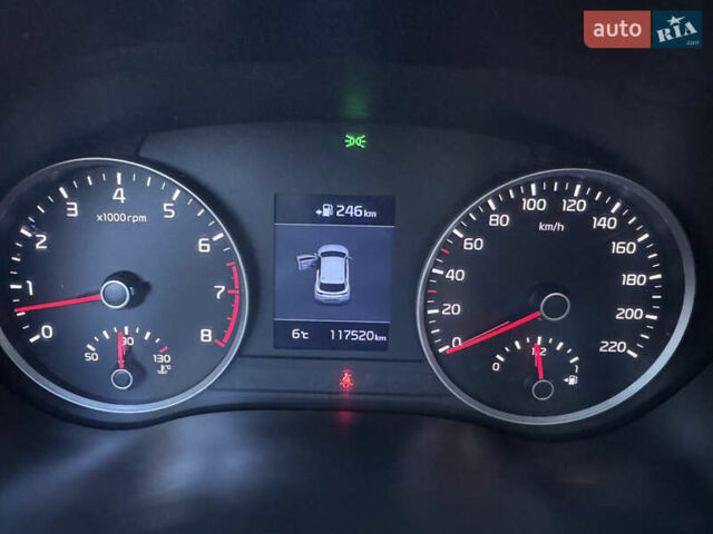 Зеленый Киа Stonic, объемом двигателя 1.37 л и пробегом 117 тыс. км за 11950 $, фото 35 на Automoto.ua