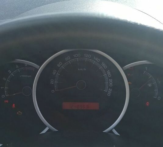 Білий Кіа Венга, об'ємом двигуна 1.4 л та пробігом 249 тис. км за 5000 $, фото 5 на Automoto.ua