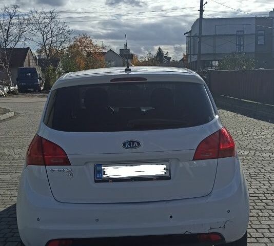Білий Кіа Венга, об'ємом двигуна 1.4 л та пробігом 249 тис. км за 5000 $, фото 3 на Automoto.ua