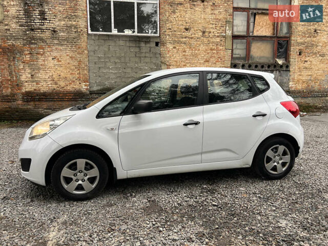 Білий Кіа Венга, об'ємом двигуна 1.4 л та пробігом 176 тис. км за 5400 $, фото 19 на Automoto.ua