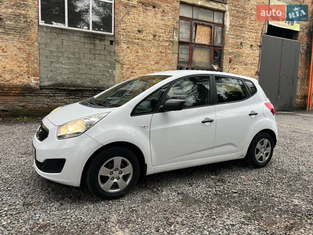 Білий Кіа Венга, об'ємом двигуна 1.4 л та пробігом 176 тис. км за 5400 $, фото 20 на Automoto.ua