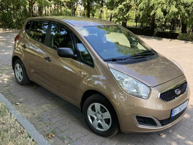 Бежевый Киа Венга, объемом двигателя 1.4 л и пробегом 130 тыс. км за 6350 $, фото 2 на Automoto.ua