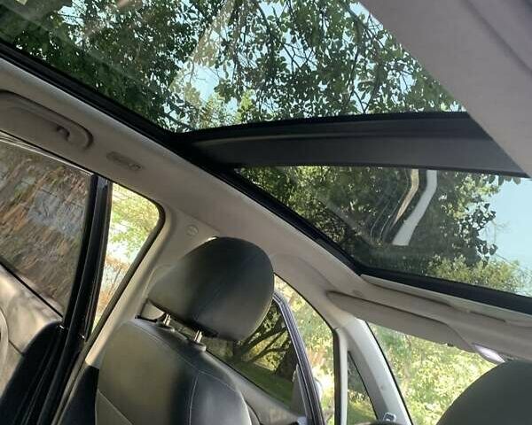 Кіа Венга 2010 у Миколаєві на Automoto.ua Чорний Кіа Венга, об'ємом двигуна 1.6 л та пробігом 400 тис. км за 6800 $, фото 9 на Automoto.ua