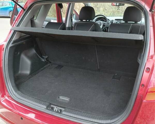 Красный Киа Венга, объемом двигателя 1.59 л и пробегом 108 тыс. км за 7700 $, фото 30 на Automoto.ua