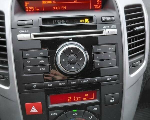 Красный Киа Венга, объемом двигателя 1.59 л и пробегом 108 тыс. км за 7700 $, фото 10 на Automoto.ua