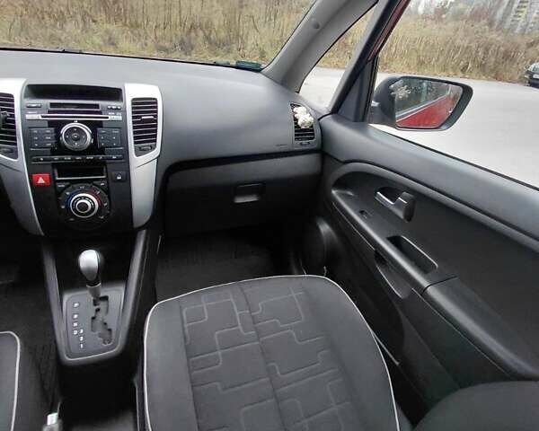 Красный Киа Венга, объемом двигателя 1.59 л и пробегом 108 тыс. км за 7700 $, фото 20 на Automoto.ua