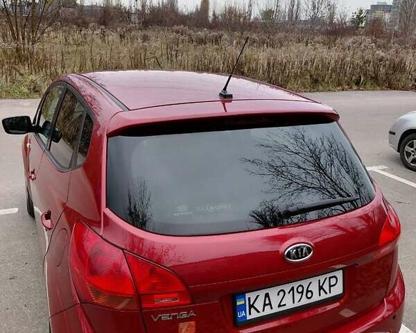 Красный Киа Венга, объемом двигателя 1.59 л и пробегом 108 тыс. км за 7700 $, фото 1 на Automoto.ua