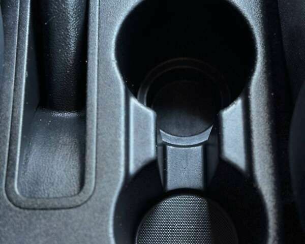 Киа Венга, объемом двигателя 1.6 л и пробегом 210 тыс. км за 5990 $, фото 8 на Automoto.ua