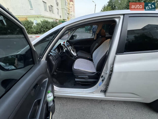 Кіа Венга, об'ємом двигуна 1.4 л та пробігом 272 тис. км за 5800 $, фото 8 на Automoto.ua