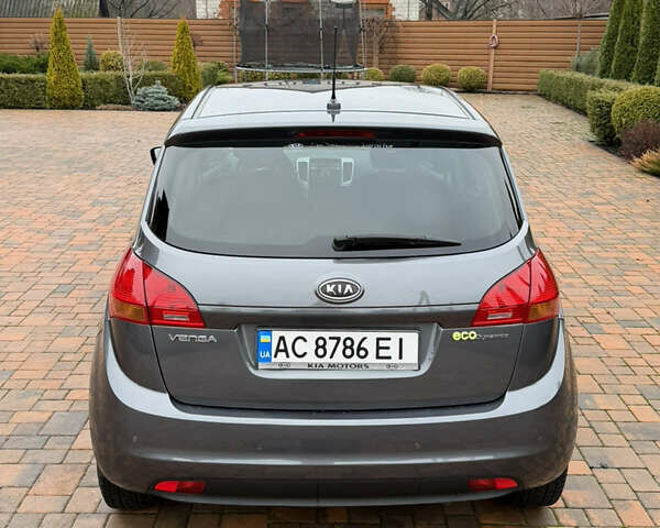 Сірий Кіа Венга, об'ємом двигуна 1.4 л та пробігом 157 тис. км за 6900 $, фото 11 на Automoto.ua