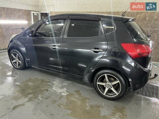 Серый Киа Венга, объемом двигателя 1.59 л и пробегом 209 тыс. км за 7800 $, фото 3 на Automoto.ua