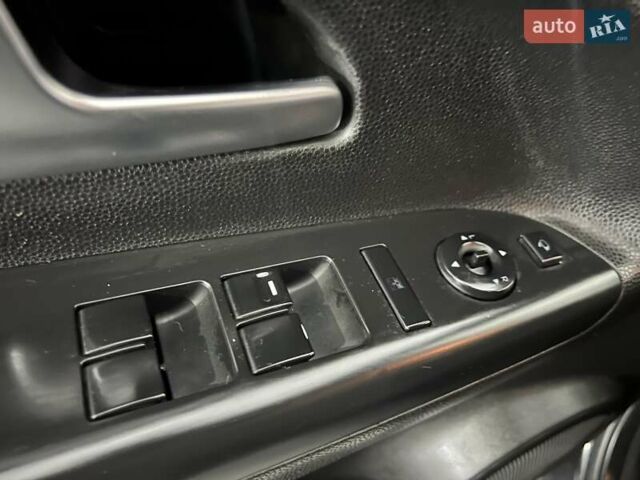 Серый Киа Венга, объемом двигателя 1.59 л и пробегом 209 тыс. км за 7800 $, фото 9 на Automoto.ua