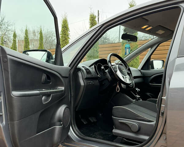 Сірий Кіа Венга, об'ємом двигуна 1.4 л та пробігом 157 тис. км за 6900 $, фото 18 на Automoto.ua