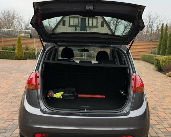 Сірий Кіа Венга, об'ємом двигуна 1.4 л та пробігом 157 тис. км за 6900 $, фото 26 на Automoto.ua