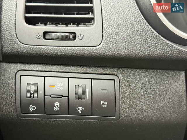 Сірий Кіа Венга, об'ємом двигуна 1.4 л та пробігом 157 тис. км за 6900 $, фото 34 на Automoto.ua