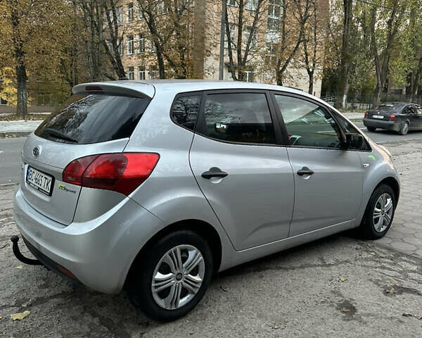 Серый Киа Венга, объемом двигателя 1.4 л и пробегом 161 тыс. км за 5800 $, фото 5 на Automoto.ua