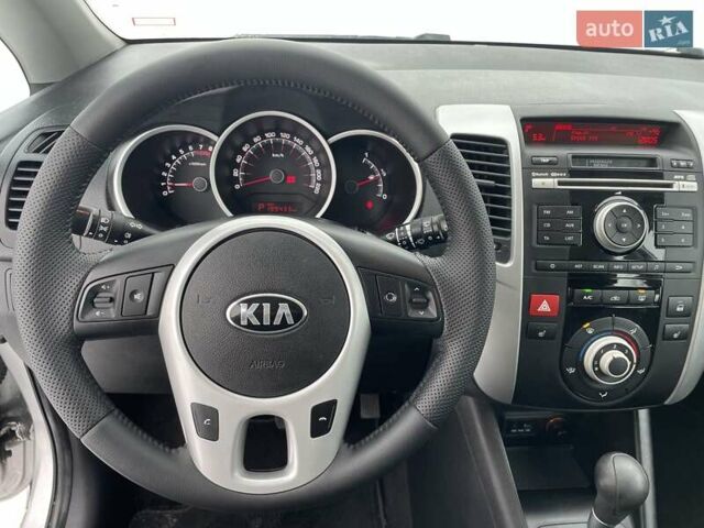 Сірий Кіа Венга, об'ємом двигуна 1.6 л та пробігом 199 тис. км за 7899 $, фото 9 на Automoto.ua