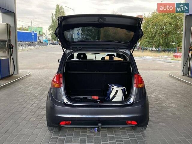 Сірий Кіа Венга, об'ємом двигуна 1.4 л та пробігом 132 тис. км за 8300 $, фото 32 на Automoto.ua