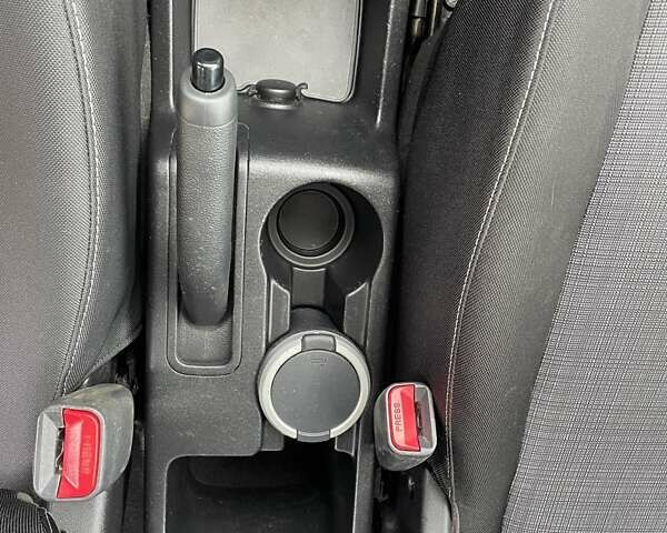 Сірий Кіа Венга, об'ємом двигуна 1.6 л та пробігом 199 тис. км за 7899 $, фото 17 на Automoto.ua