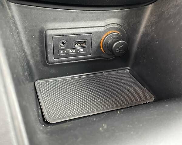 Сірий Кіа Венга, об'ємом двигуна 1.6 л та пробігом 199 тис. км за 7899 $, фото 16 на Automoto.ua