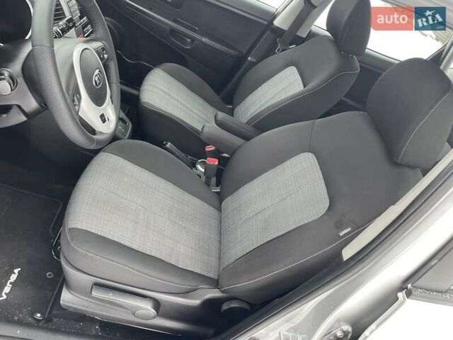 Сірий Кіа Венга, об'ємом двигуна 1.6 л та пробігом 199 тис. км за 7899 $, фото 10 на Automoto.ua