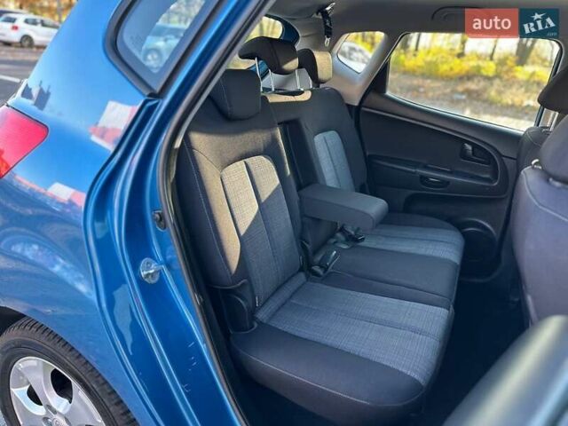 Синий Киа Венга, объемом двигателя 1.6 л и пробегом 210 тыс. км за 6990 $, фото 16 на Automoto.ua