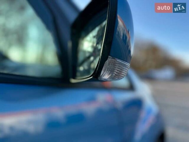 Синий Киа Венга, объемом двигателя 1.6 л и пробегом 210 тыс. км за 6990 $, фото 14 на Automoto.ua