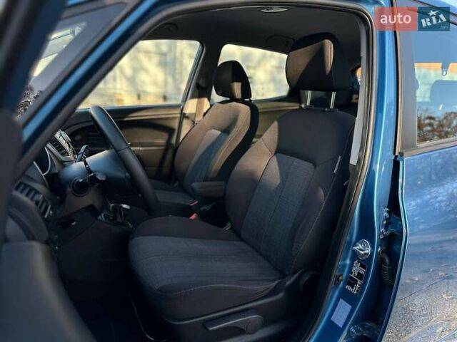 Синий Киа Венга, объемом двигателя 1.6 л и пробегом 210 тыс. км за 6990 $, фото 24 на Automoto.ua