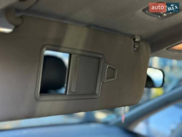 Синій Кіа Венга, об'ємом двигуна 1.6 л та пробігом 210 тис. км за 6990 $, фото 10 на Automoto.ua