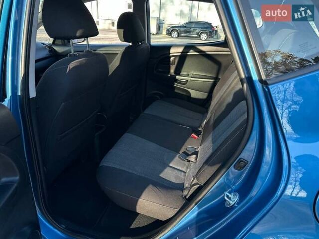 Синий Киа Венга, объемом двигателя 1.6 л и пробегом 210 тыс. км за 6990 $, фото 19 на Automoto.ua