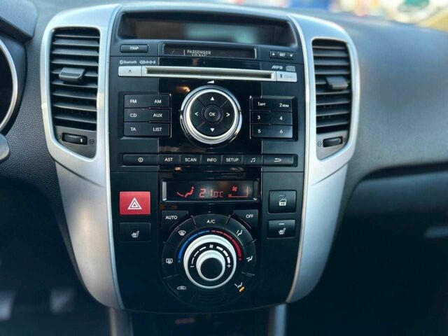 Синий Киа Венга, объемом двигателя 1.6 л и пробегом 210 тыс. км за 6990 $, фото 19 на Automoto.ua