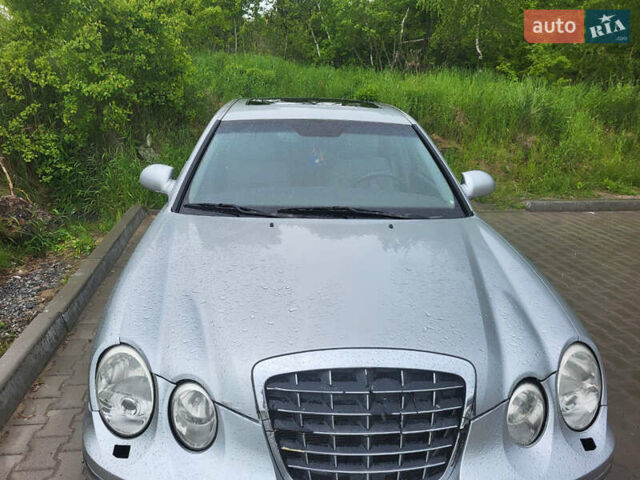 Серый Киа Amanti, объемом двигателя 3.5 л и пробегом 294 тыс. км за 2999 $, фото 4 на Automoto.ua