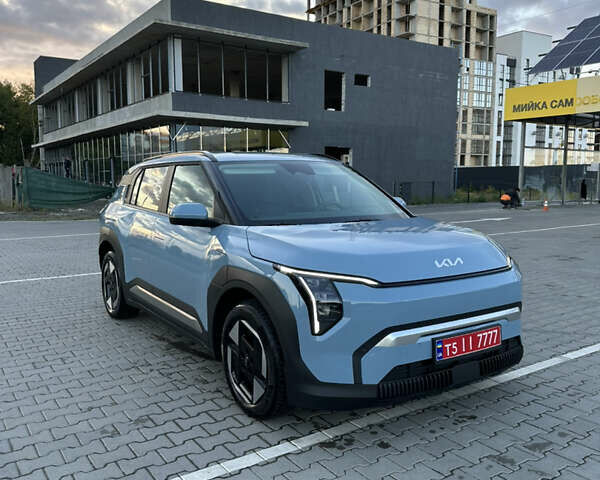 Киа EV3, объемом двигателя 0 л и пробегом 23 тыс. км за 36000 $, фото 2 на Automoto.ua