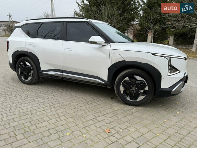 Белый Киа EV5, объемом двигателя 0 л и пробегом 28 тыс. км за 24999 $, фото 21 на Automoto.ua