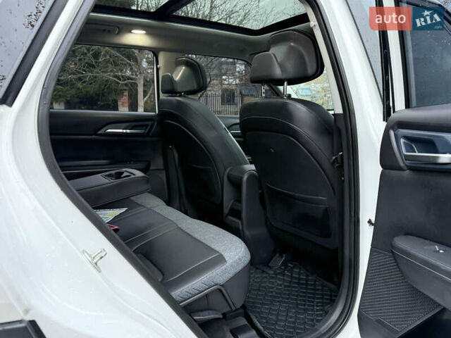 Белый Киа EV5, объемом двигателя 0 л и пробегом 28 тыс. км за 24999 $, фото 47 на Automoto.ua