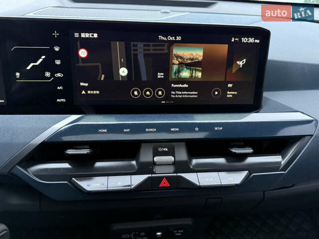 Белый Киа EV5, объемом двигателя 0 л и пробегом 28 тыс. км за 24999 $, фото 61 на Automoto.ua