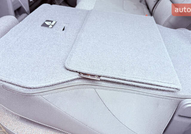 Белый Киа EV5, объемом двигателя 0 л и пробегом 19 тыс. км за 27000 $, фото 29 на Automoto.ua