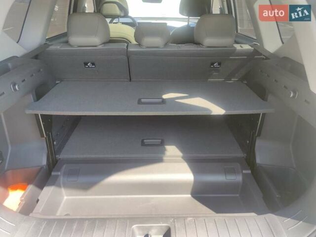 Кіа EV5 2024 у Дніпро (Дніпропетровську) на Automoto.ua Білий Кіа EV5, об'ємом двигуна 0 л та пробігом 4 тис. км за 32300 $, фото 31 на Automoto.ua