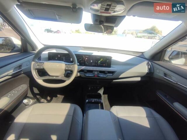 Кіа EV5 2024 у Дніпро (Дніпропетровську) на Automoto.ua Білий Кіа EV5, об'ємом двигуна 0 л та пробігом 4 тис. км за 32300 $, фото 24 на Automoto.ua