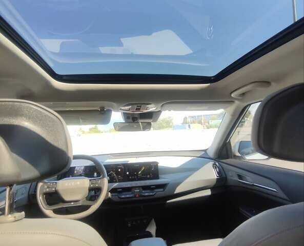 Кіа EV5 2024 у Дніпро (Дніпропетровську) на Automoto.ua Білий Кіа EV5, об'ємом двигуна 0 л та пробігом 4 тис. км за 32300 $, фото 23 на Automoto.ua
