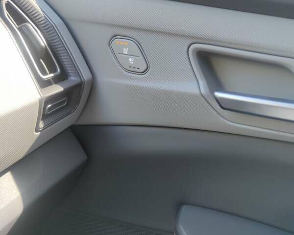 Кіа EV5 2024 у Дніпро (Дніпропетровську) на Automoto.ua Білий Кіа EV5, об'ємом двигуна 0 л та пробігом 4 тис. км за 32300 $, фото 38 на Automoto.ua