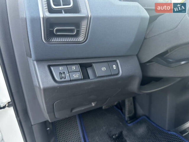 Белый Киа EV5, объемом двигателя 0 л и пробегом 5 тыс. км за 31900 $, фото 17 на Automoto.ua
