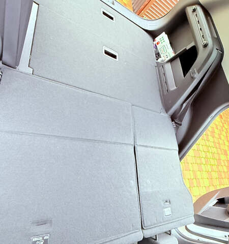 Белый Киа EV5, объемом двигателя 0 л и пробегом 19 тыс. км за 27000 $, фото 23 на Automoto.ua