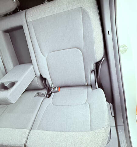 Белый Киа EV5, объемом двигателя 0 л и пробегом 19 тыс. км за 27000 $, фото 16 на Automoto.ua