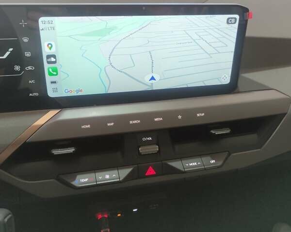 Кіа EV5 2024 у Дніпро (Дніпропетровську) на Automoto.ua Білий Кіа EV5, об'ємом двигуна 0 л та пробігом 4 тис. км за 32300 $, фото 42 на Automoto.ua