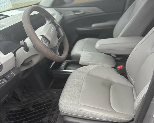 Черный Киа EV5, объемом двигателя 0 л и пробегом 20 тыс. км за 22500 $, фото 9 на Automoto.ua