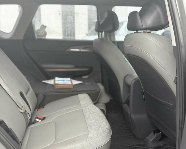 Черный Киа EV5, объемом двигателя 0 л и пробегом 20 тыс. км за 22500 $, фото 15 на Automoto.ua