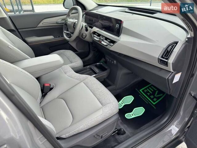 Киа EV5 2024 в Ивано-Франковске на Automoto.ua Серый Киа EV5, объемом двигателя 0 л и пробегом 10 тыс. км за 22900 $, фото 9 на Automoto.ua