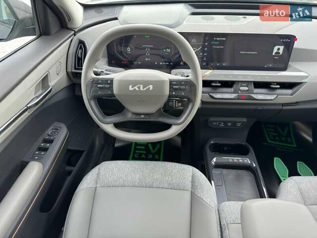 Киа EV5 2024 в Ивано-Франковске на Automoto.ua Серый Киа EV5, объемом двигателя 0 л и пробегом 10 тыс. км за 22900 $, фото 22 на Automoto.ua