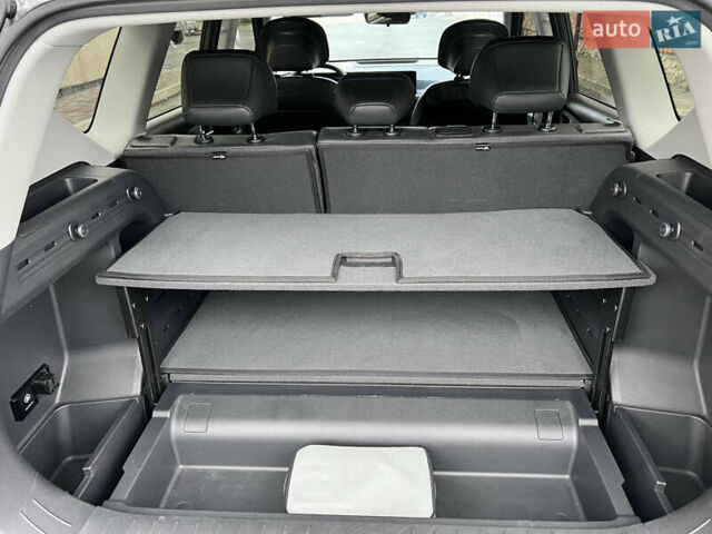 Серый Киа EV5, объемом двигателя 0 л и пробегом 32 тыс. км за 27500 $, фото 13 на Automoto.ua